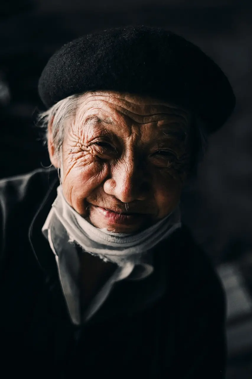 想要加入我们的
                                            精彩社区？ - 天博1